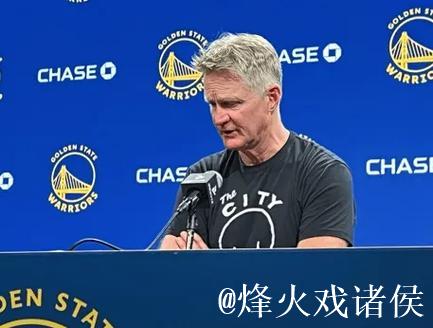 科尔谈梅尔顿：他的防守很出色，并且他决策果断&基本功扎实